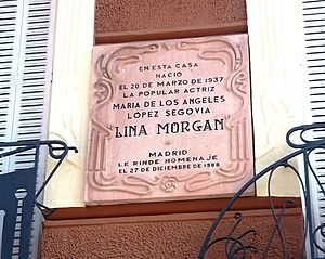 Archivo:Don Pedro 4 placa Lina Morgan Madrid