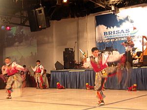 Archivo:Huancavelica, baile regional