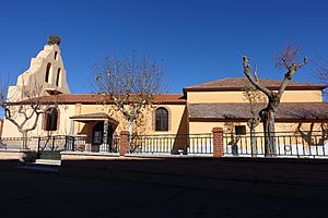 Archivo:Iglesia de San Bartolomé, Morasverdes 02