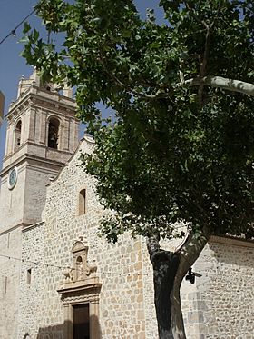 Iglesia de san Pedro Apóstol de Gaibiel 28.jpg