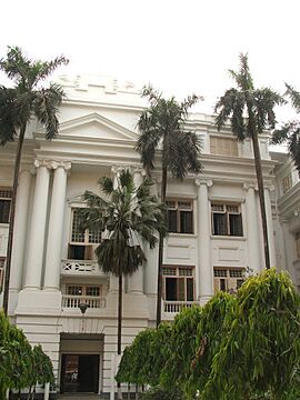 Kolkata univ jeroje.jpg