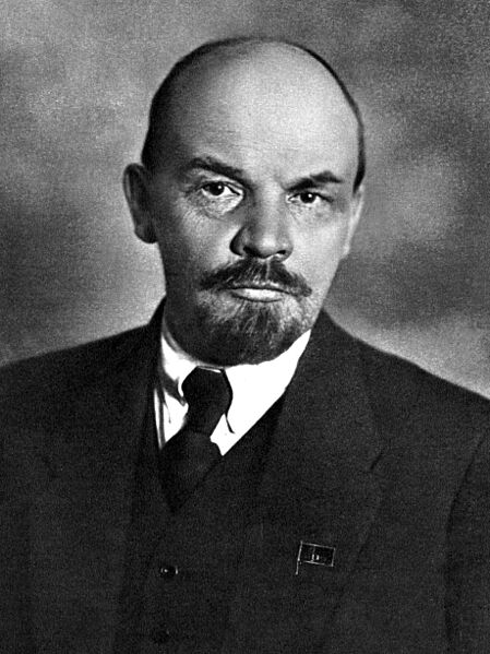 Lenin in 1920 (cropped)