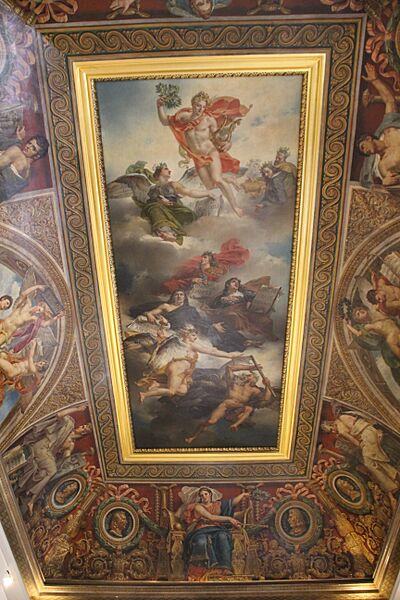 Louvre Palace (28006345120)