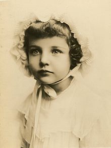Marie Osborne, child silent film actress (SAYRE 7907).jpg