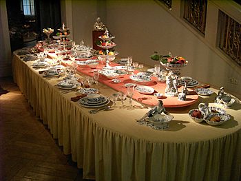 Archivo:Meissen-Porcelain-Table