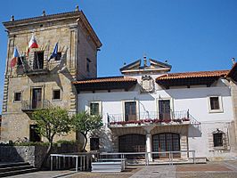 Palacio del Marqués de Villapuente, en Muriedas, sede del Ayuntamiento de Camargo