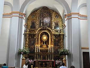 Archivo:Parroquia de San Juan Bautista en Coyoacan - Capilla del Santisimo Sacramento