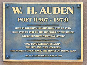 Archivo:Plaque to W.H. Auden, Brooklyn Heights 01 (9420506021)