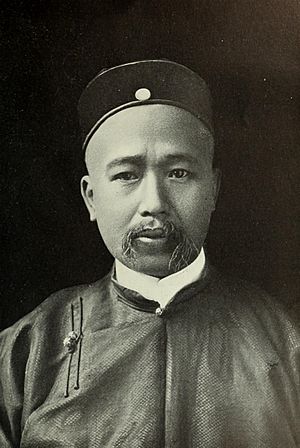 Archivo:Portrait of Kang Youwei