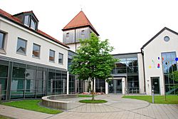 Putzbrunn Rathaus.jpg