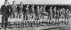 Archivo:South Africa rugby union team against New Zealand, 1921
