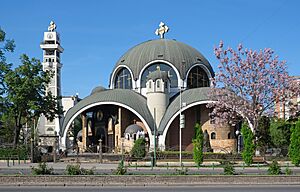 Archivo:St. Clement Church Skopje 1