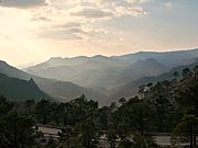 Archivo:Valle del río Mundo desde El Pardal
