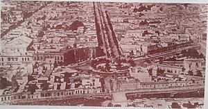 Archivo:Vista aérea Bulevar San Juan y Avenida Vélez Sársfield Córdoba (Argentina) a comienzos del siglo 20