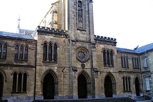 Archivo:Vitoria - Iglesia Las Salesas 06