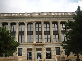 Wilbarger County Courthouse, Vernon, TX Picture 2206.jpg