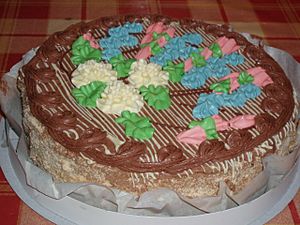 Archivo:Київський торт без коробки