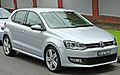 2010-2011 Volkswagen Polo (6R) 77TSI Comfortline 5-door hatchback (2011-11-18) 01