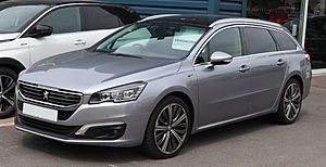 Archivo:2018 Peugeot 508 GT SW HDi Automatic 2.0 Front