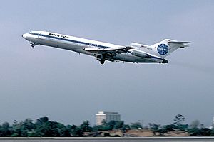 Archivo:Boeing 727-235, Pan American World Airways - Pan Am AN0076163