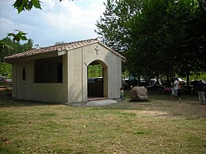 Archivo:Ermita de la Almedaña1
