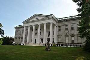 Archivo:I Staatsburgh State Historic Site, NY, USA (2)