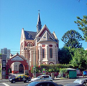 Archivo:Parroquia Nuestra Señora de Caacupé, Buenos Aires