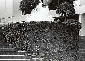 Archivo:Ruth Asawa's San Francisco Fountain