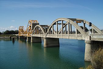 Sacramento River drawbridge near Isleton, California, in 2007