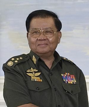 Archivo:Than Shwe 2010-10-11
