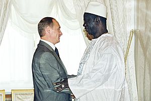 Archivo:Vladimir Putin with Lansana Conte 27 July 2001b