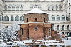 Archivo:София през зимата (Sofia in winter) - panoramio (26)