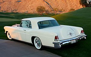 Archivo:1956 Continental Mark II - white - rvl