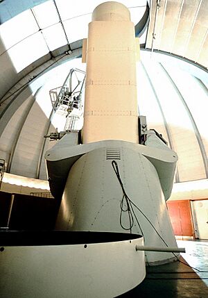 Archivo:Alfred-Jensch-Teleskop