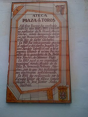 Archivo:Azulejo conmemorativo Plaza de toros (Ateca)
