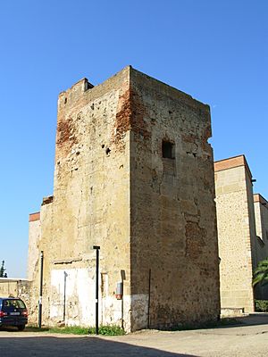 Archivo:Badajoz Torre del Obispado