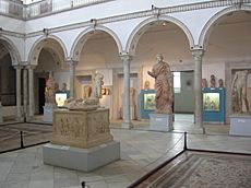 Archivo:Bardo Museum - Carthage room