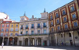 Archivo:Burgos - Ayuntamiento 08