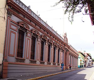 Archivo:Colegio Nacional de Xalapa