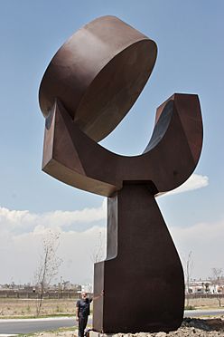 Archivo:Escultura Carlos Ciriza (004)