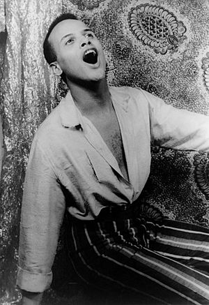 Archivo:Harry Belafonte singing 1954