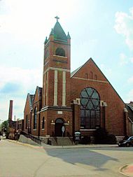 Archivo:Hartford City Presbyterian Church West Side