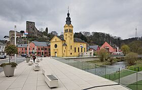 Hesperange Alzette bridge and church.jpg