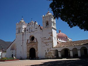 Archivo:Iglesia-Teotitlán del Valle-Oaxaca-Mexico