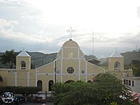Archivo:Iglesia Gualan
