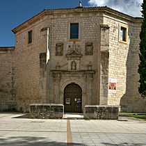 Iglesia del Convento de Santa Clara, Peñafiel. Portada