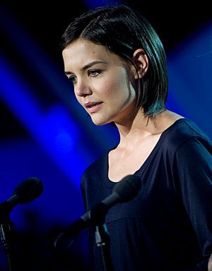 Archivo:Katie Holmes, 2009