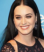 Archivo:Katy Perry UNICEF 2012
