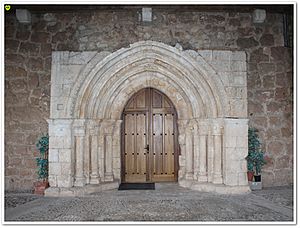 Archivo:Madrigalejo del monte 13 - Portada de la iglesia