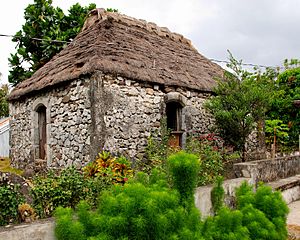 Archivo:Oldest House in Ivatan
